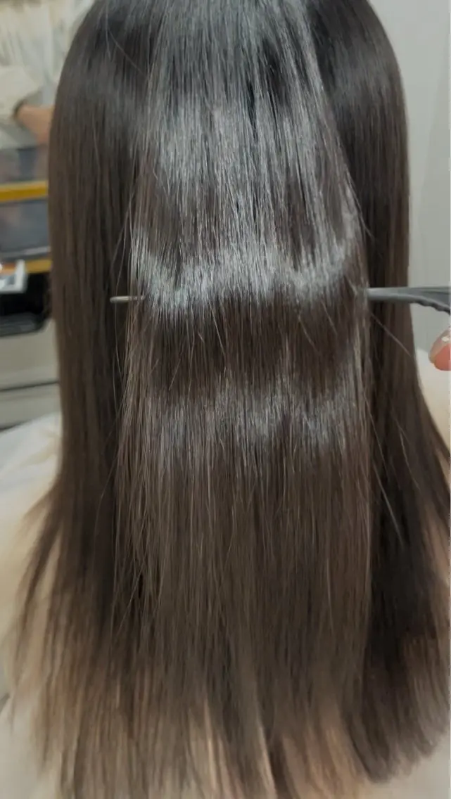 ロング 縮毛矯正 トリートメント 関根 萌花のヘアスタイル