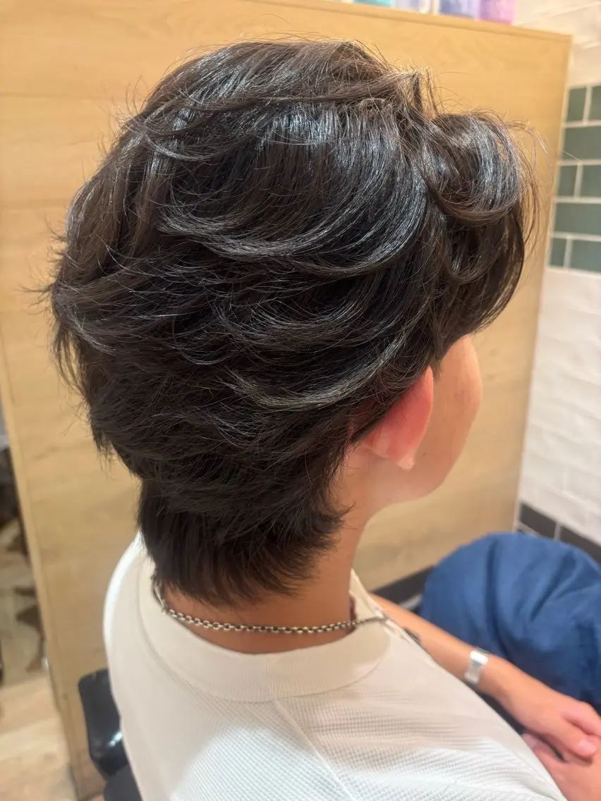 ショート メンズ カット アートディレクター 尾内 友美のヘアスタイル