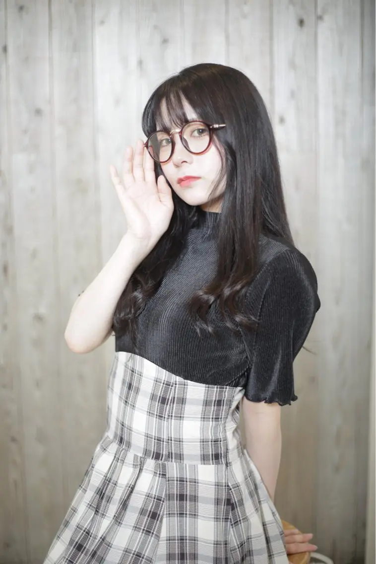 ミディアム 撮影モデル 石沢 知康のヘアスタイル