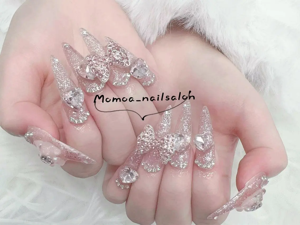 ネイル キラキラネイル スカルプネイル ハンドネイル MoMoA Nail ネイル長さ出し専門店のネイルデザイン