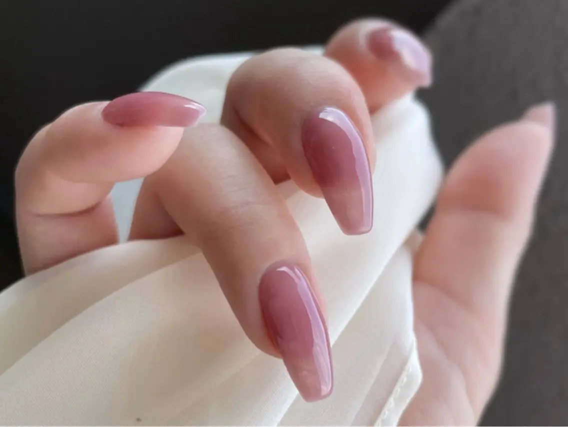 【HAND】ワンカラーorラメグラデーションの写真