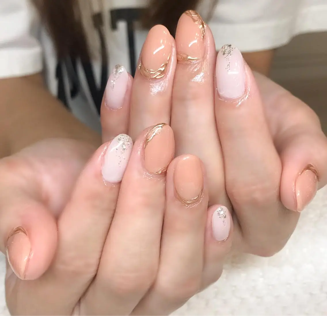 ネイル ジェルネイル ゴールド オフィスネイル オレンジ シンプルネイル Nyanco Nailのネイルデザイン