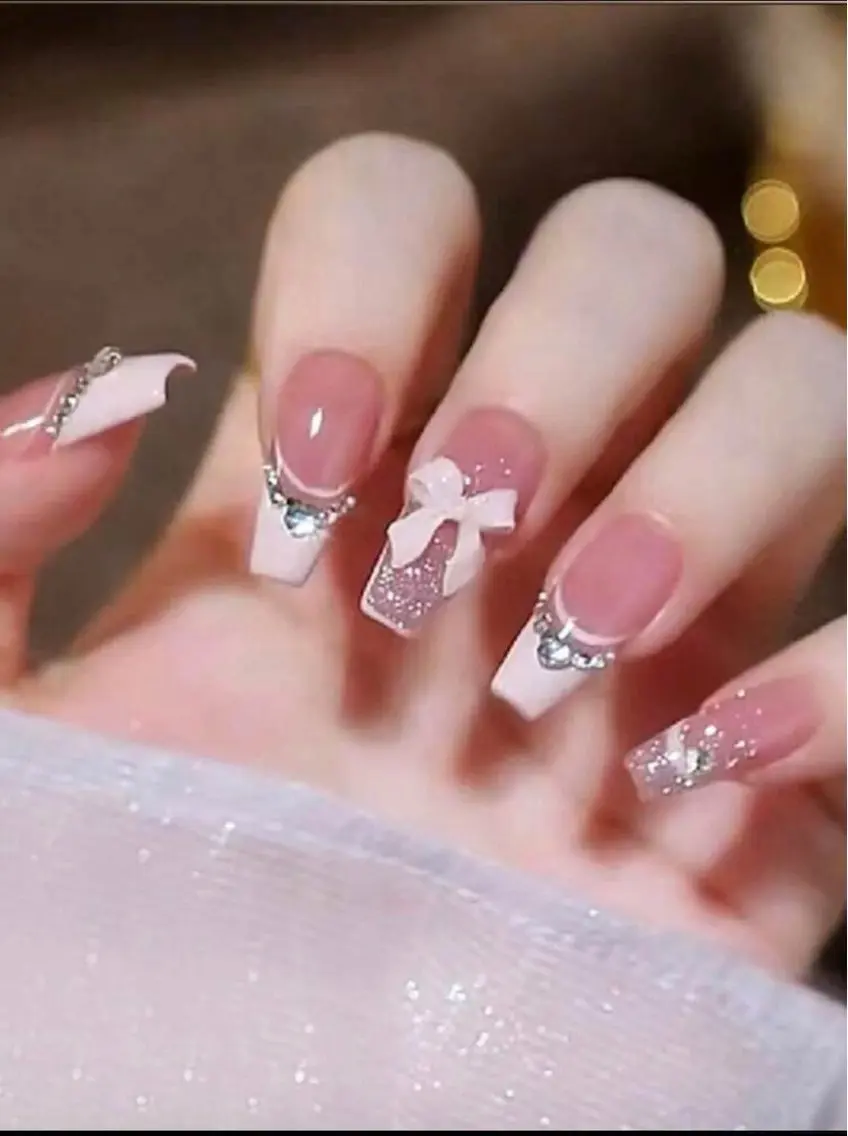 ネイル アートネイル 長さ出し フレンチネイル ジェルネイル 韓国ネイル akina nailsのネイルデザイン