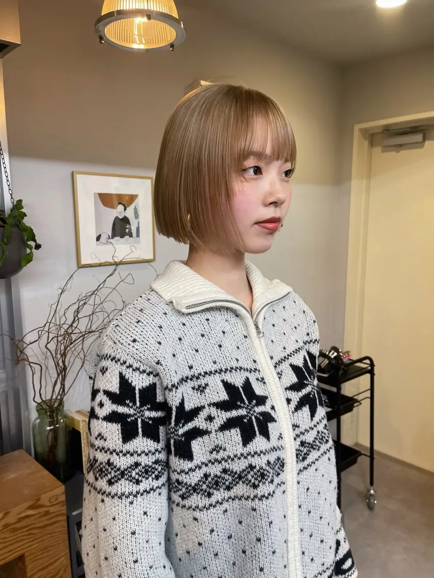 ショート カラー ブリーチ ブロンド ハイトーンカラー ボブ カット ヘアカラー トリートメント 丁寧なカウンセリング 🌿KENTA🌿のヘアスタイル