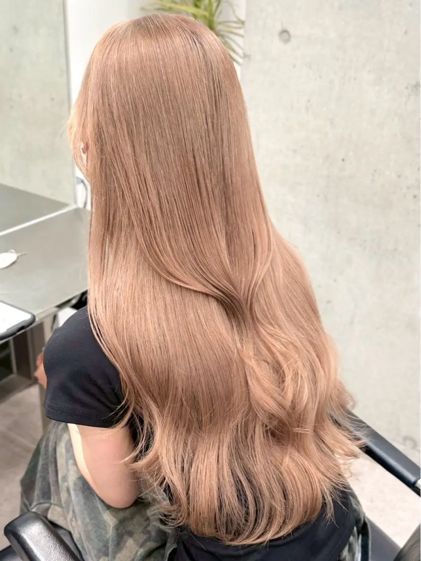 ロング ヘアカラー ヘーゼルブラウン🤎 ゆり🫧のヘアスタイル