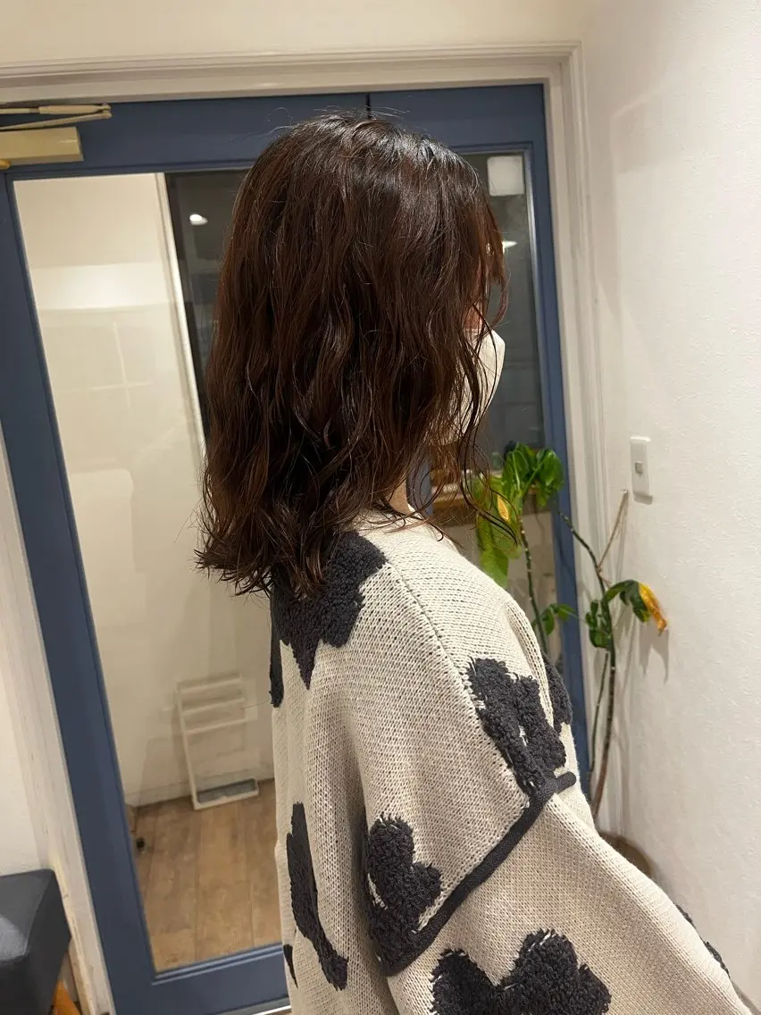 ミディアム パーマ ミディアムパーマ カット ヘアカラー パーマ トリートメント 上品な暖色/丸みボブ Chie🪷のヘアスタイル