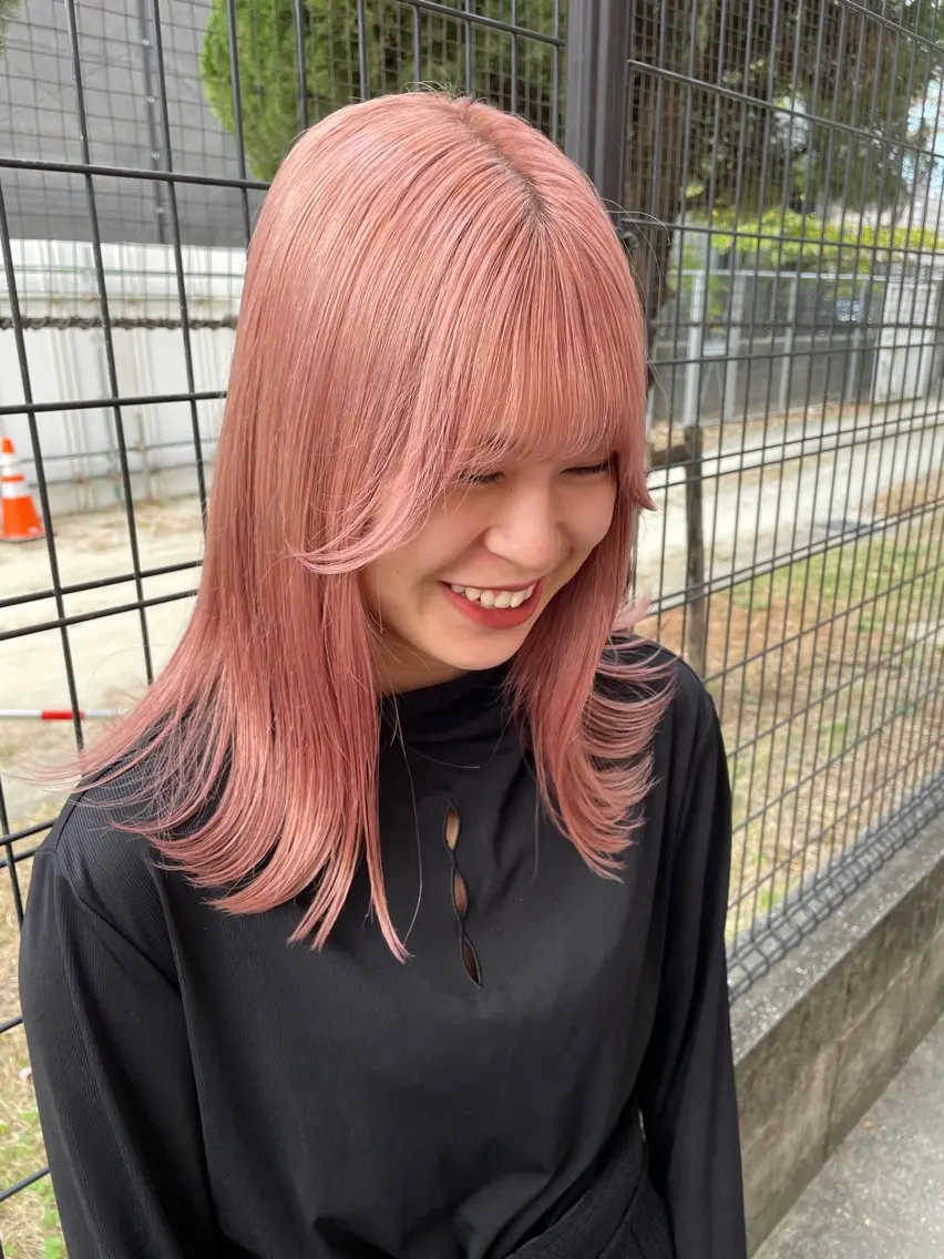 ミディアム まつお ゆいのヘアスタイル
