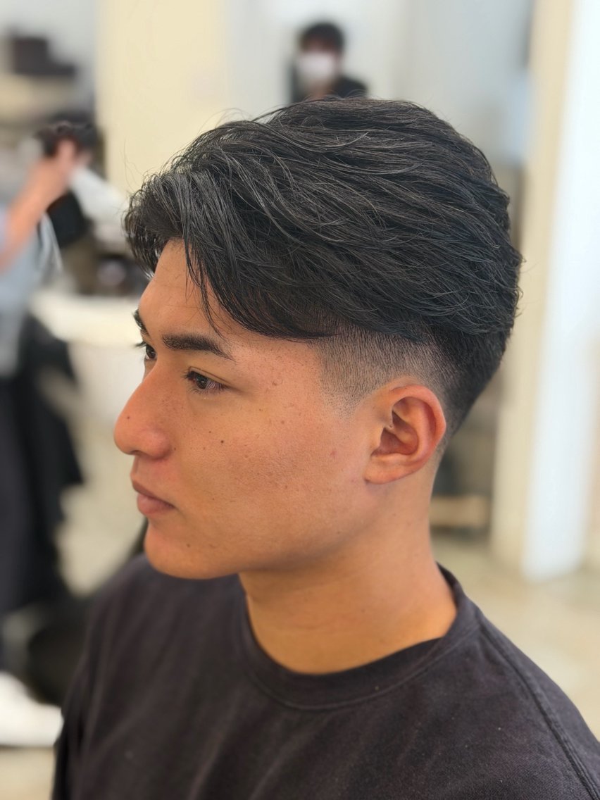 ショート メンズ 呉屋 俊介のヘアスタイル