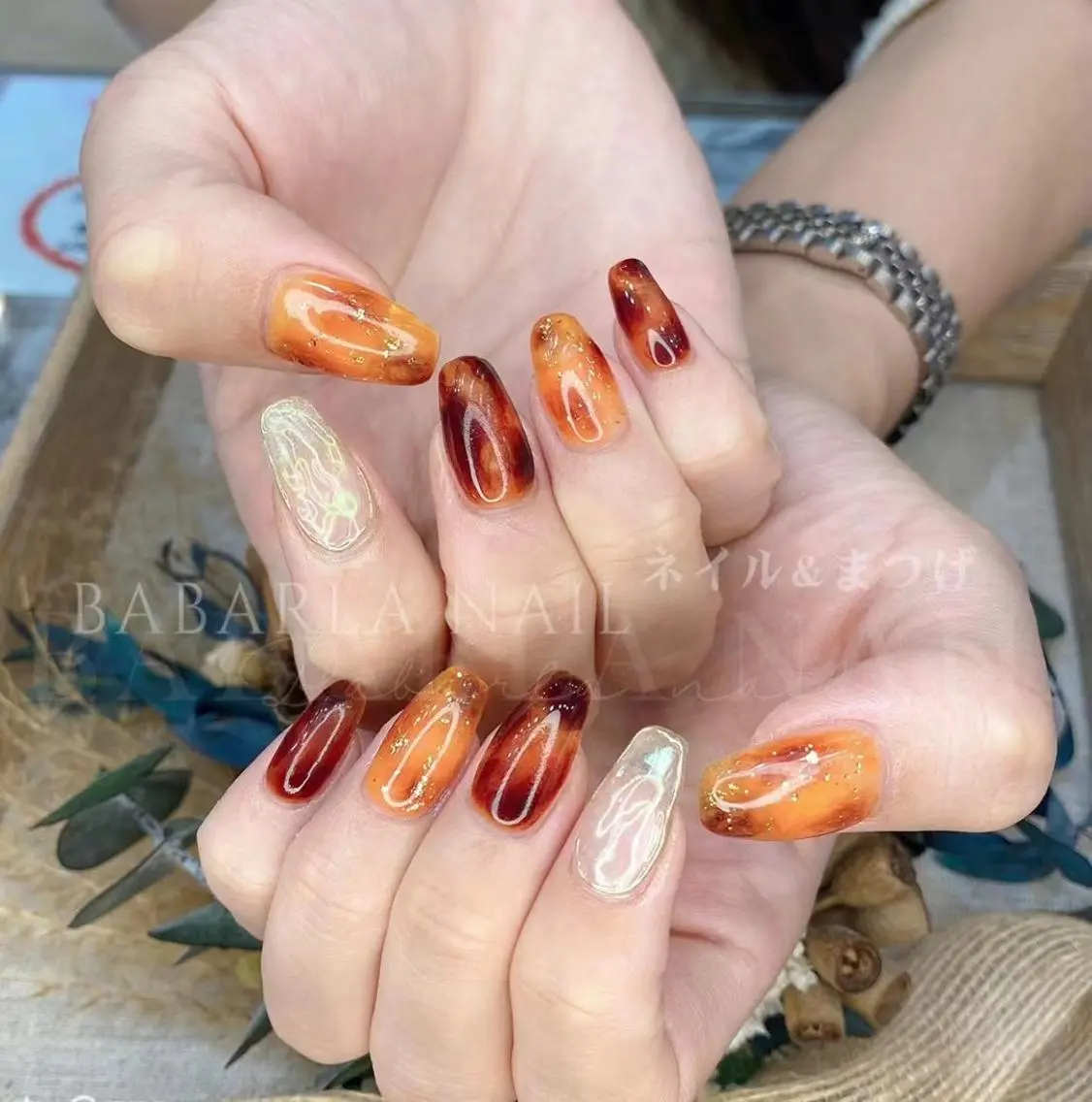 ネイル べっ甲ネイル Babarla Nailのネイルデザイン