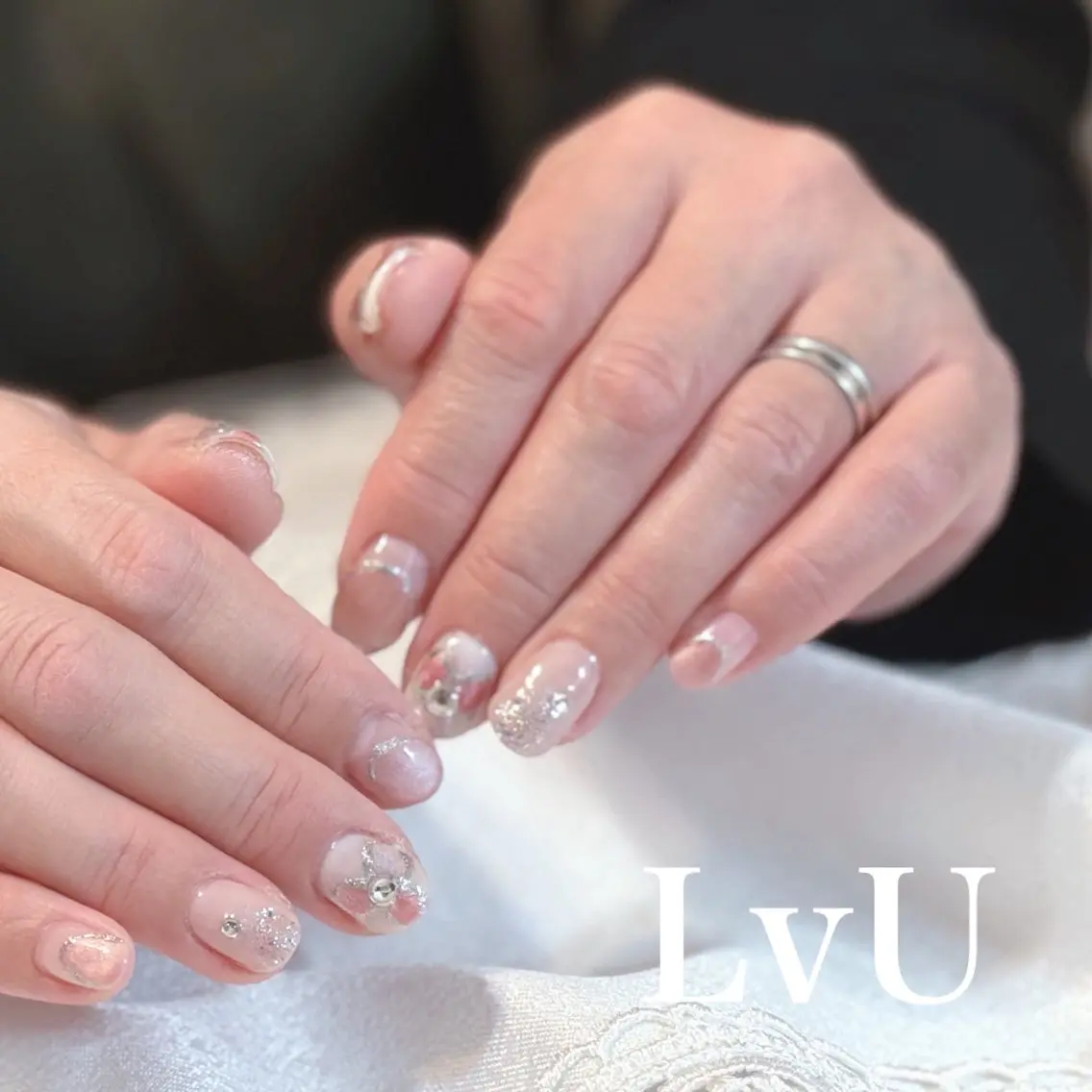 ネイル アートネイル LvU(ラブユー) Asayamaのネイルデザイン