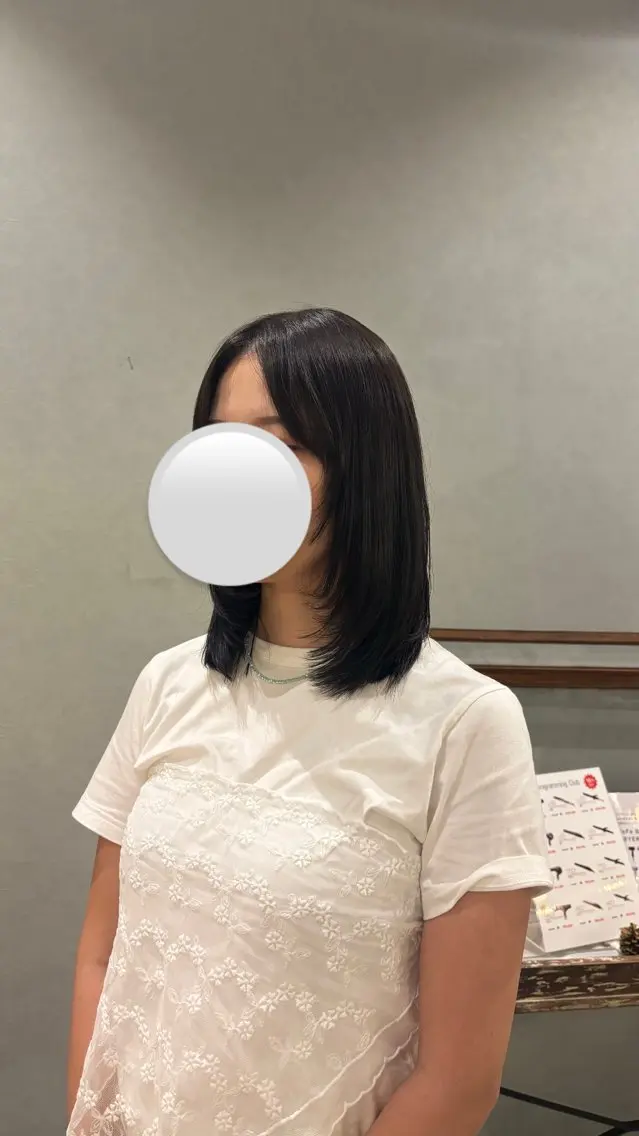 セミロング RUDDER 小泉のヘアスタイル
