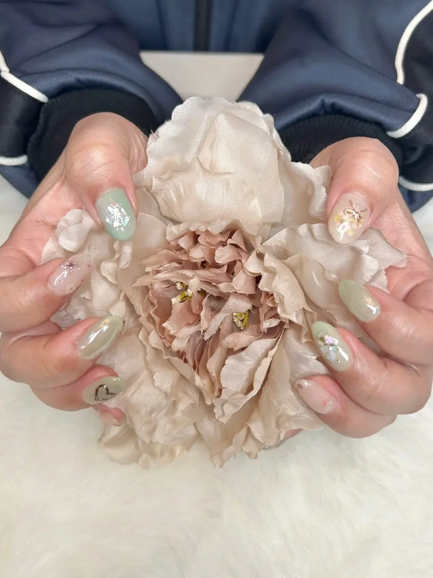 ネイル Lily nailのネイルデザイン