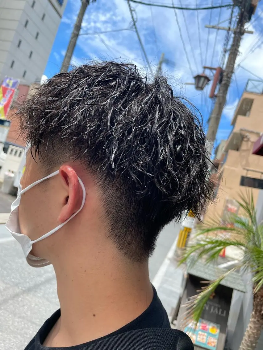 【メンズ】カット＆パーマ＆眉カットプチ頭皮ケアの写真