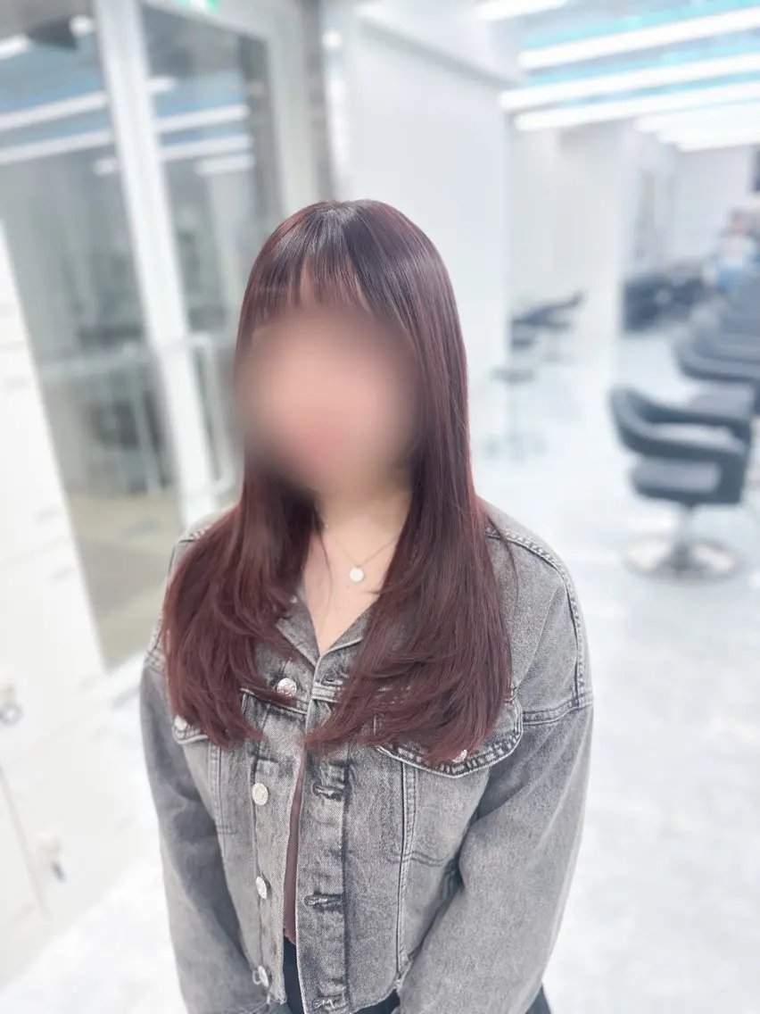 セミロング カラー ダメージレスブリーチ ×美髪矯正【滝太】のヘアスタイル