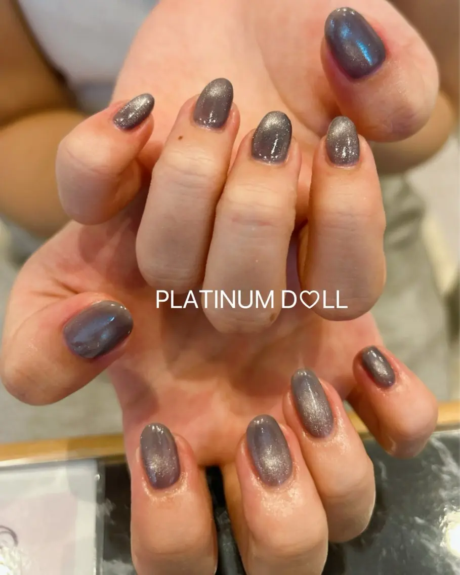 ネイル フットネイル グラデーション キラキラネイル 韓国ネイル マグネットネイル ハンドネイル 🎀大人nail /NOISMはな🎀のネイルデザイン