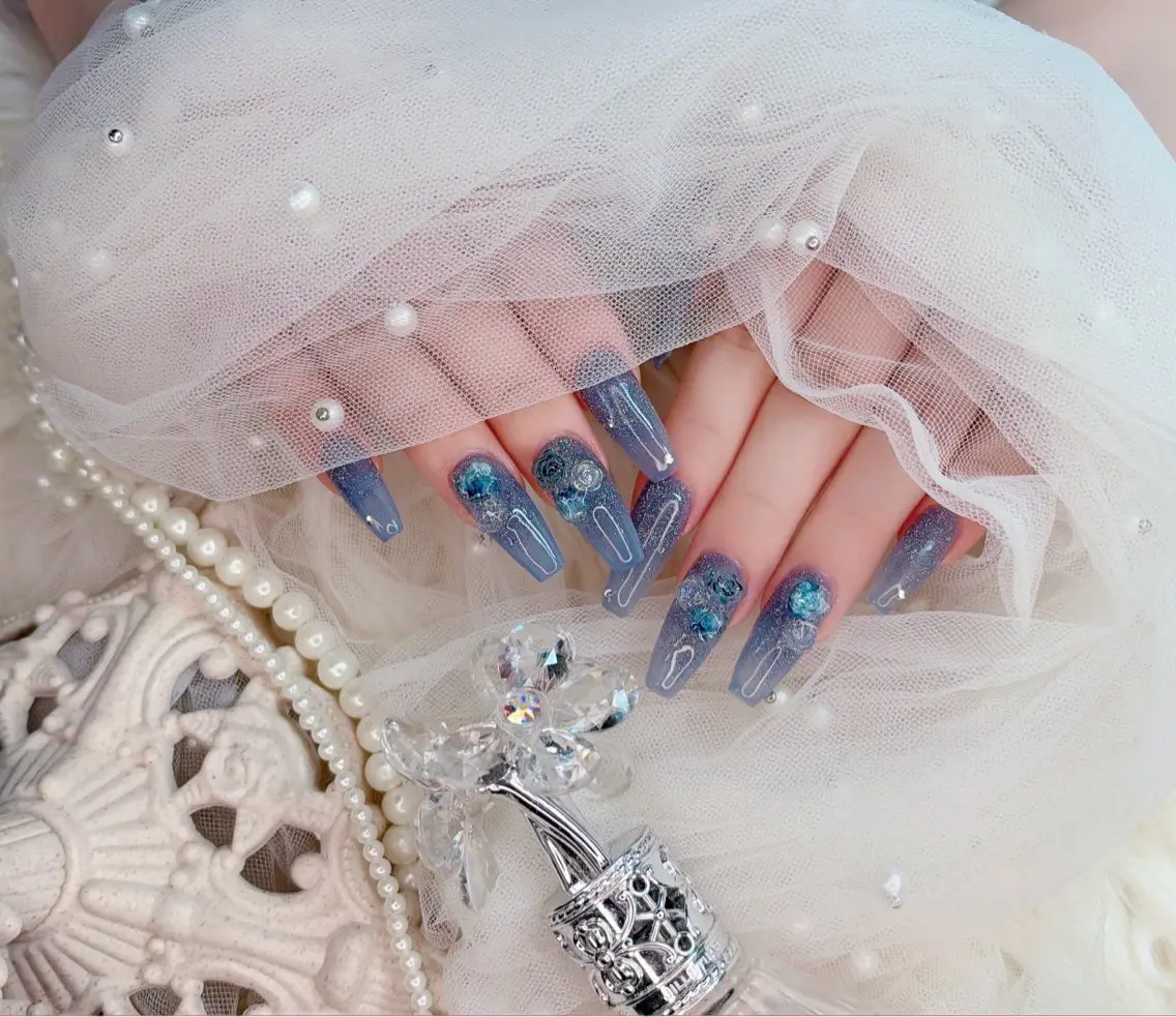 ネイル R salonのネイルデザイン