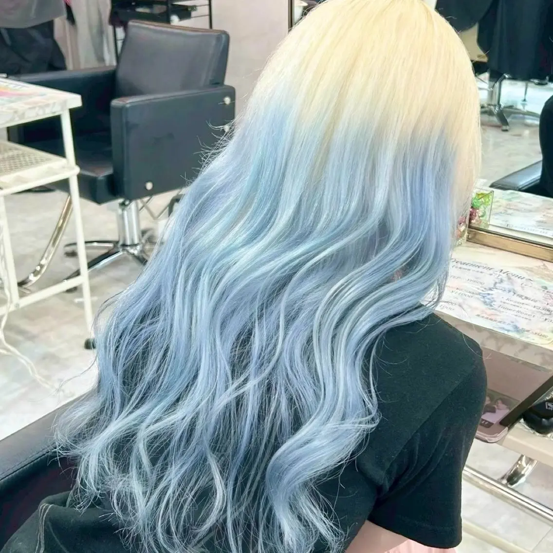 ロング カラー ヘアアレンジ ブリーチ ヘアカラー トリートメント ✨ブリーチカラー× 艶髪SUZU🛼🫧のヘアスタイル