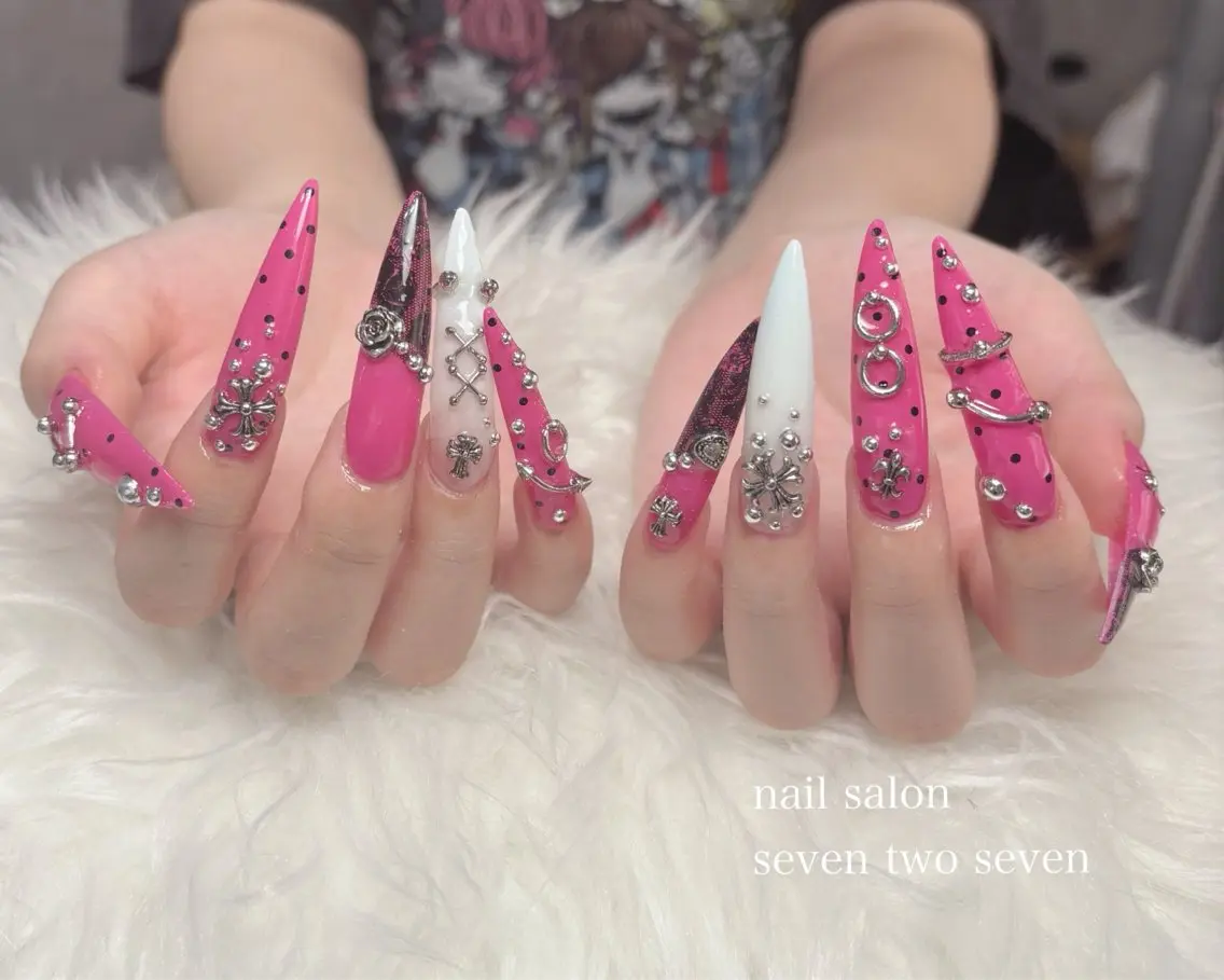 ネイル ハンドネイル 727 nailのネイルデザイン