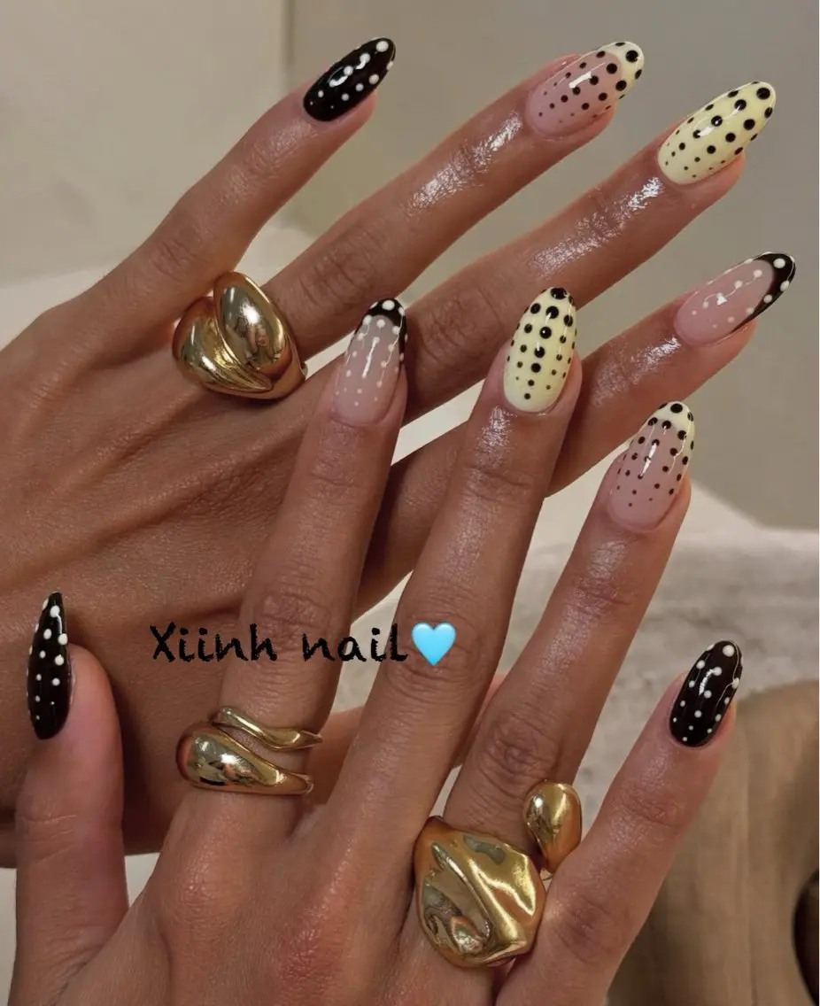 ネイル チークネイル 桜ネイル フットネイル ジェルネイル ハロウィン ハンドネイル XIINH NAIL SALONのネイルデザイン