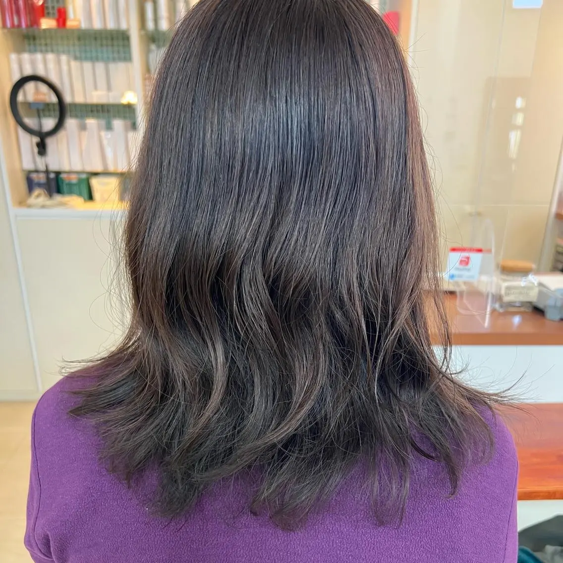 ミディアム カラー パーマ カット パーマ トリートメント 黒崎 美乃里のヘアスタイル