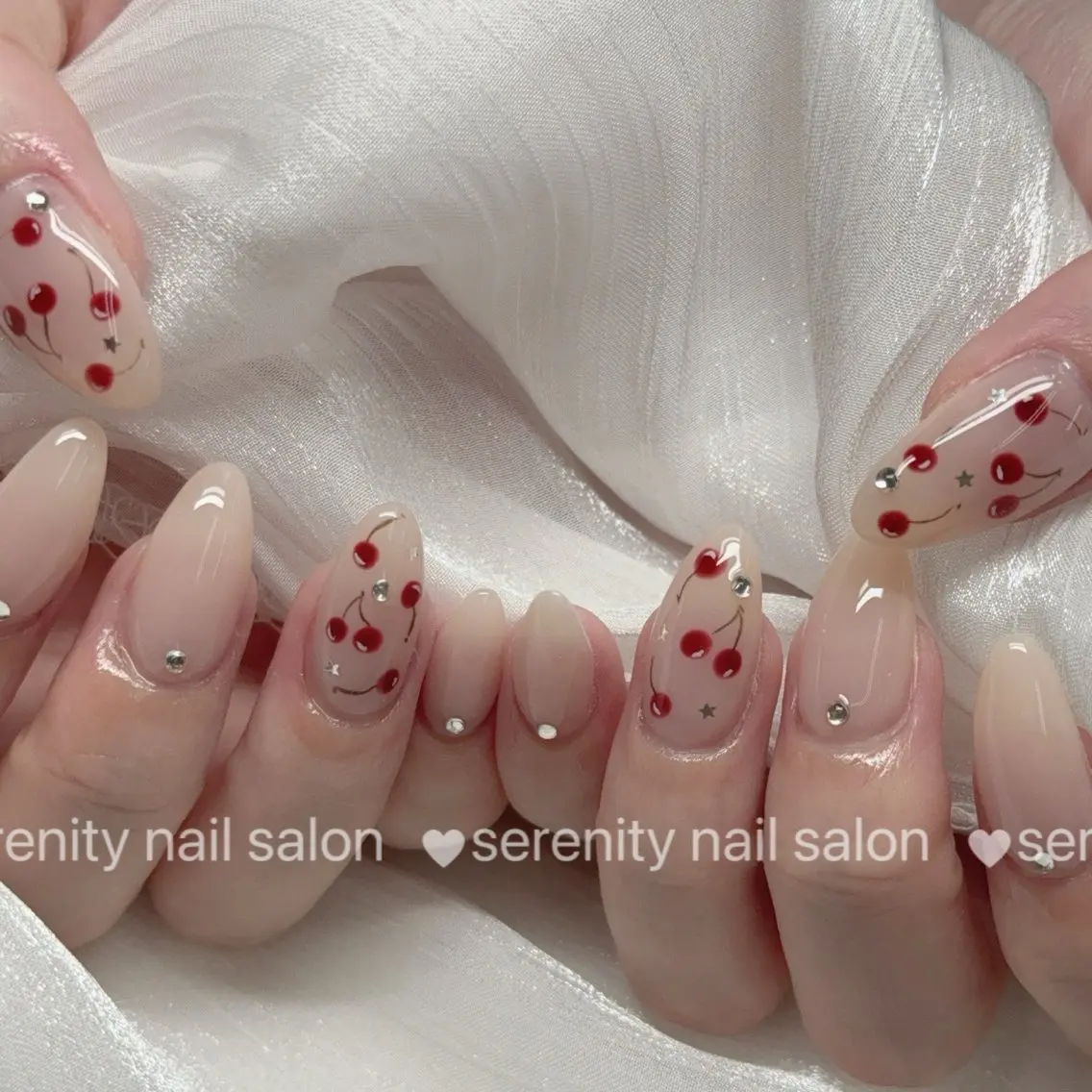 ネイル ハンドネイル ハンドケア ✨Serenity Nail salonのネイルデザイン