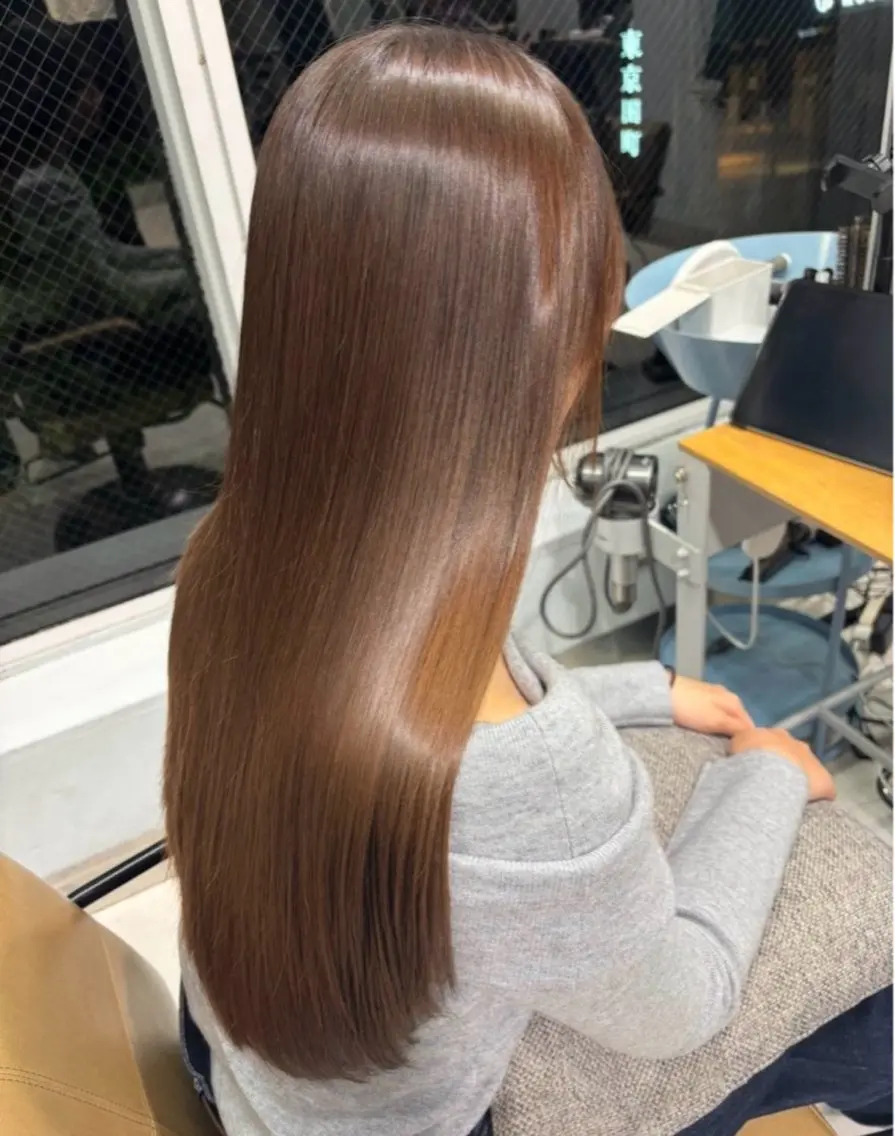 ロング トリートメント 油井 緋織のヘアスタイル