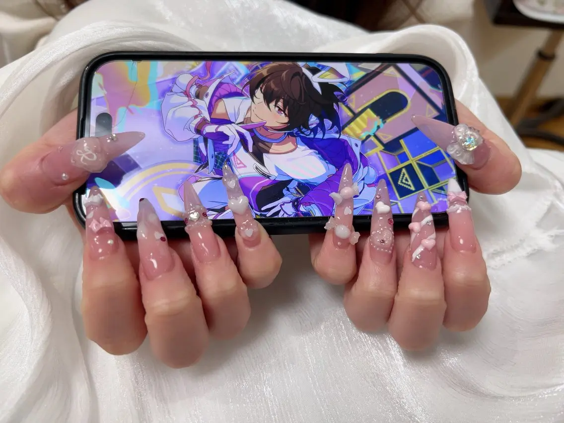 ロング ハンドネイル パンダ ちゃんのネイルデザイン