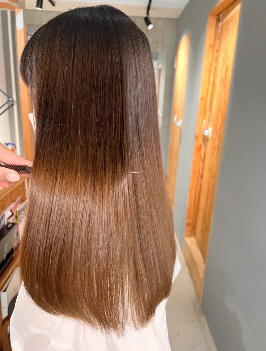 ロング カット 縮毛矯正 トリートメント 名駅🦢大人艶カラー 🪽カミヤアカネのヘアスタイル