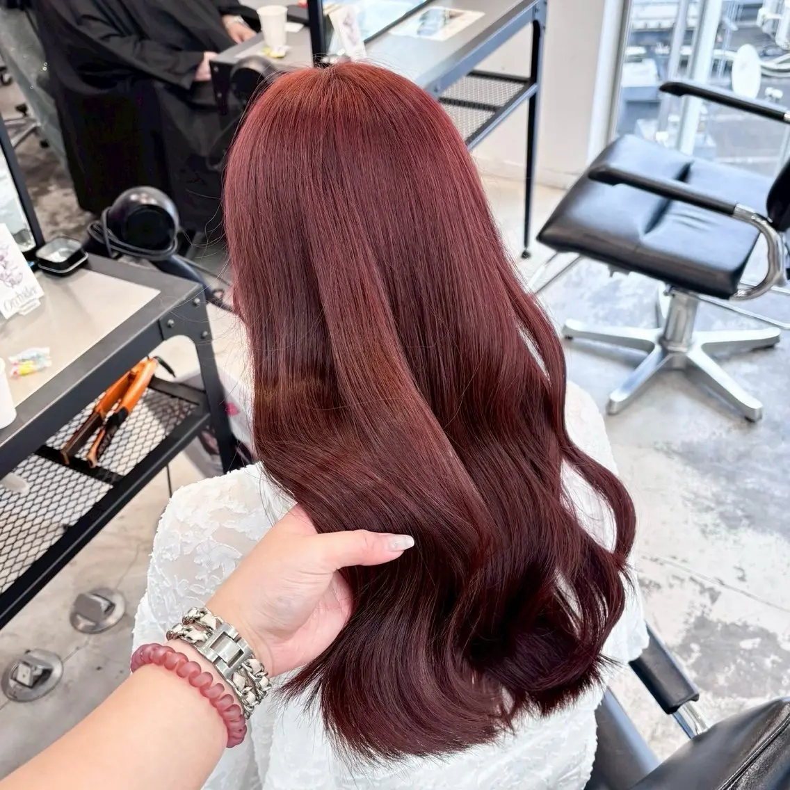 ミディアム カラー ヘアアレンジ ヘアカラー トリートメント 💟ケア×ハイトーン 💟／ミオのヘアスタイル