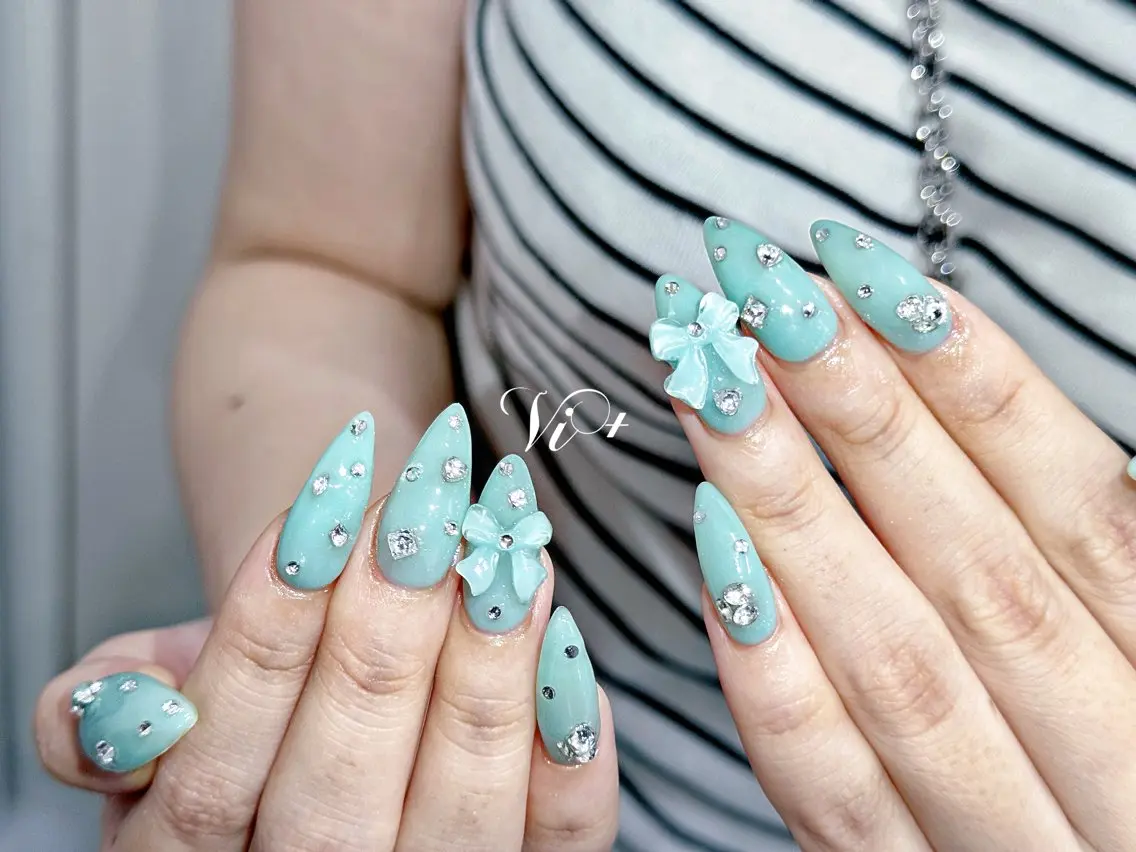 ネイル ハンドネイル ✨Nailsalon Vi+✨のネイルデザイン