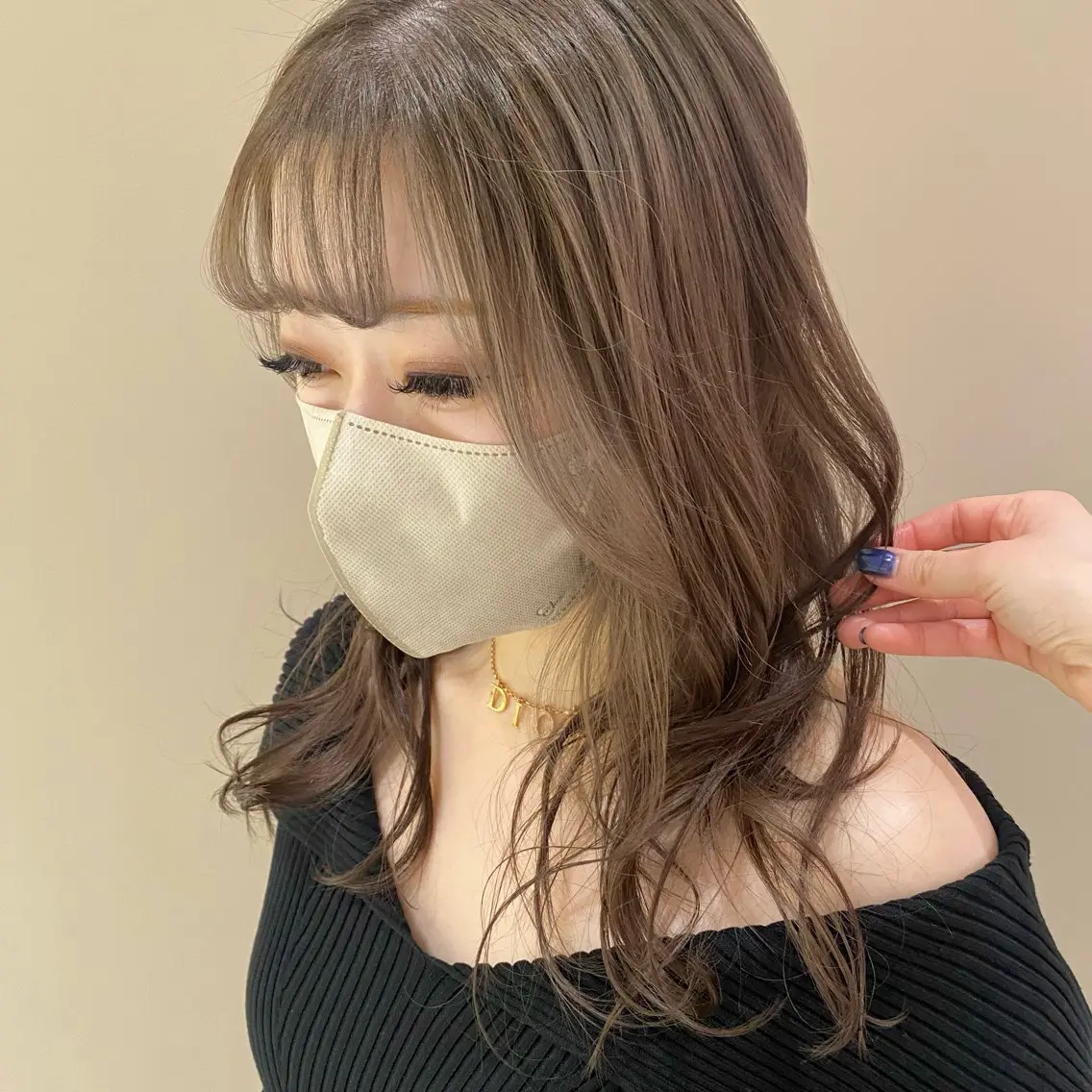 セミロング カラー ヘアカラー ベージュ/アレンジ /横浜/杉本千夏のヘアスタイル