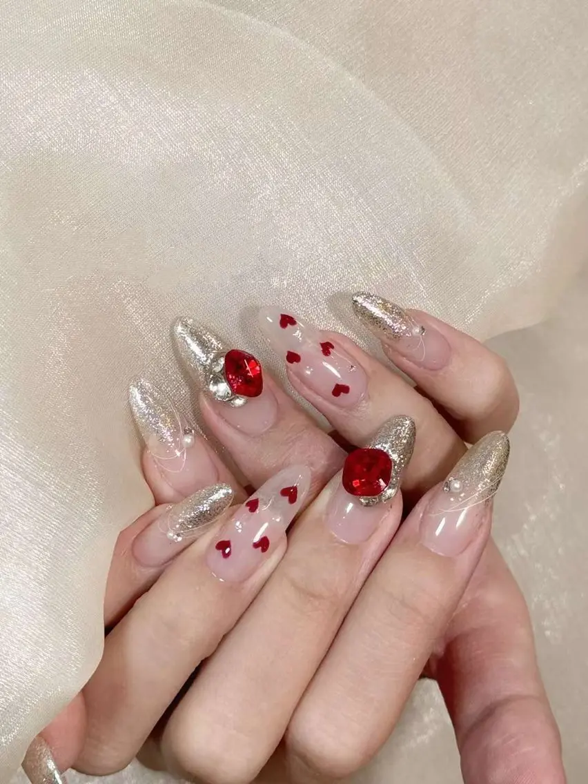 ロング めぐみのネイルサロン スタッフ練習のネイルデザイン