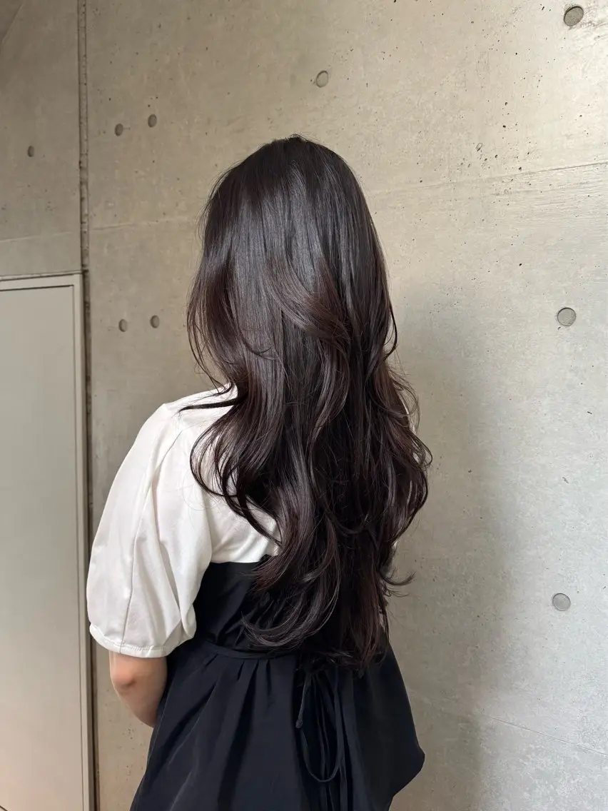 ロング ロングレイヤー レイヤーカット ロング TOKUYAMA AYANOのヘアスタイル