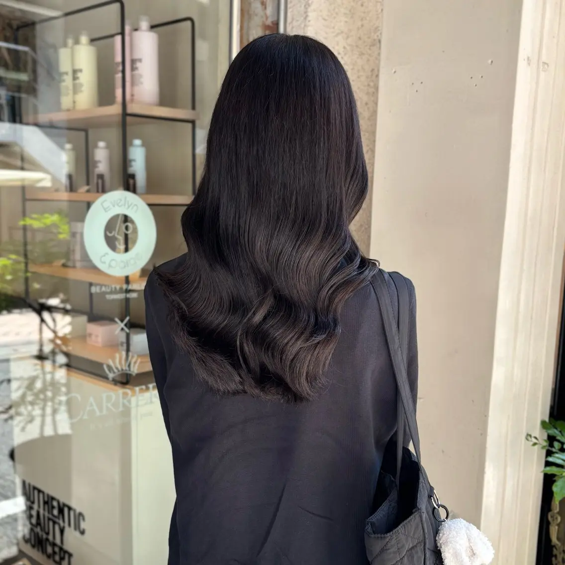 ロング カラー ブラウンカラー 透明感カラー ダークブラウン オレンジ 韓国風ヘア カット ヘアカラー トリートメント 芦刈 咲来のヘアスタイル