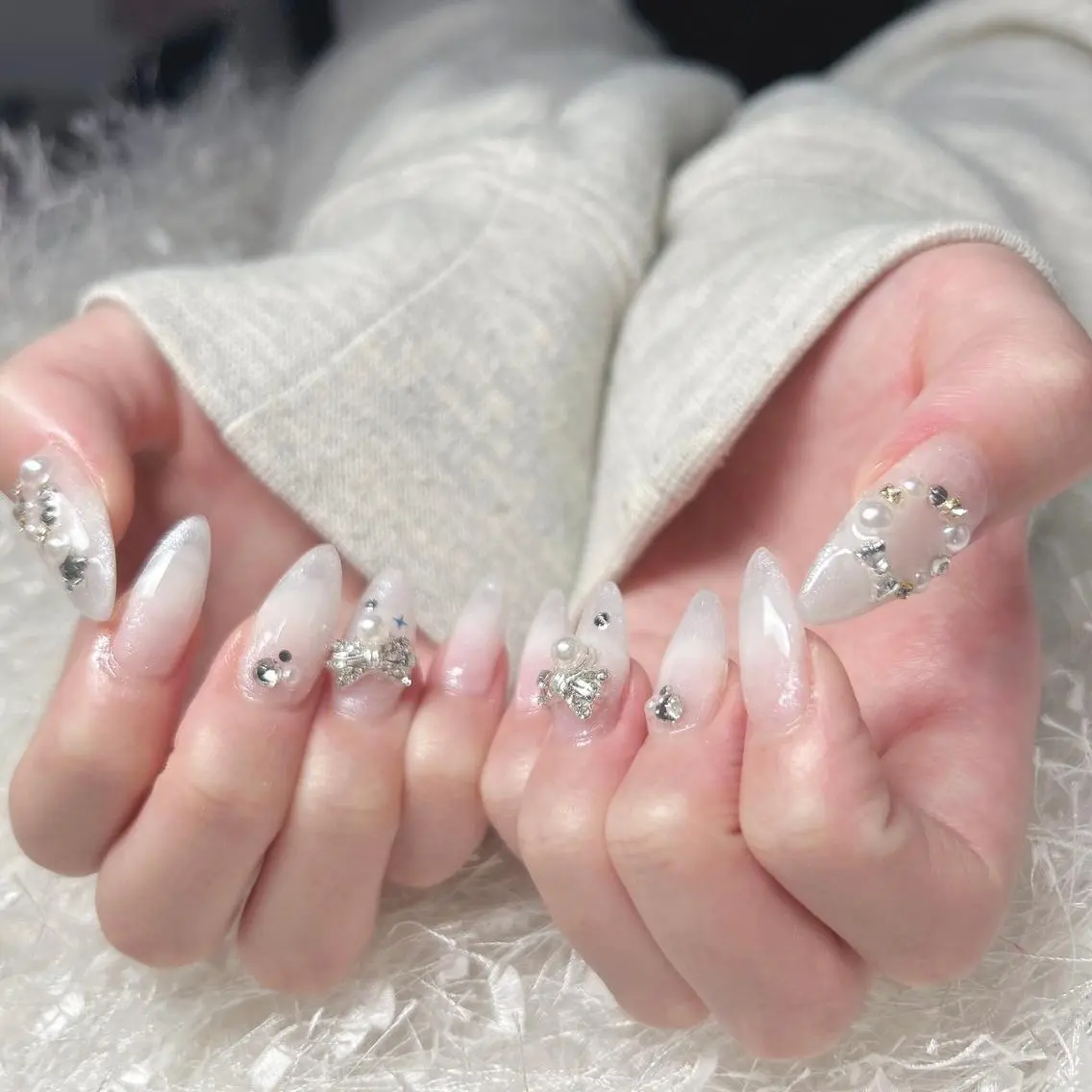 ネイル 長さ出し フレンチネイル ジェルネイル グラデーション 韓国ネイル ハンドネイル Nail&eye Belire 新宿のネイルデザイン