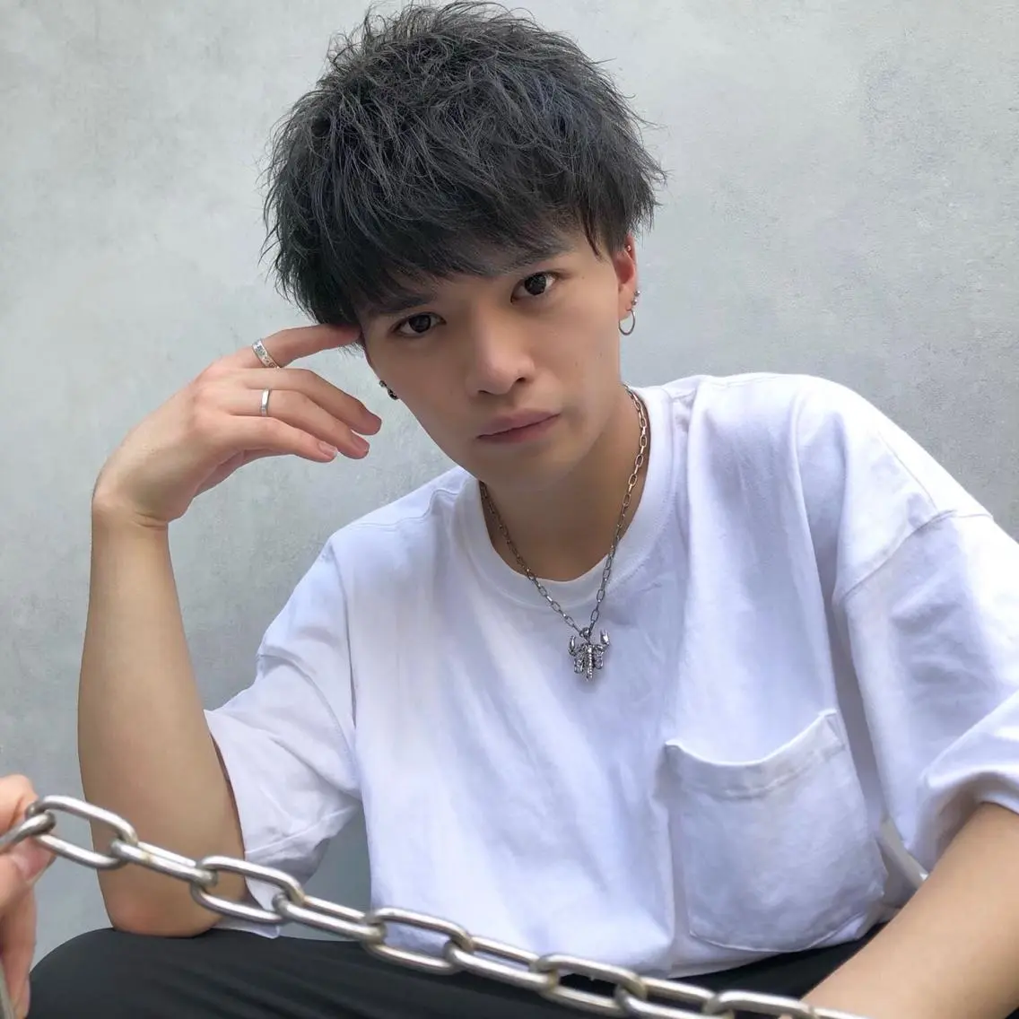 ロング カラー パーマ ヘアアレンジ メンズ キッズ メンズ特化美容師 aiの眉毛・アイブロウイメージ