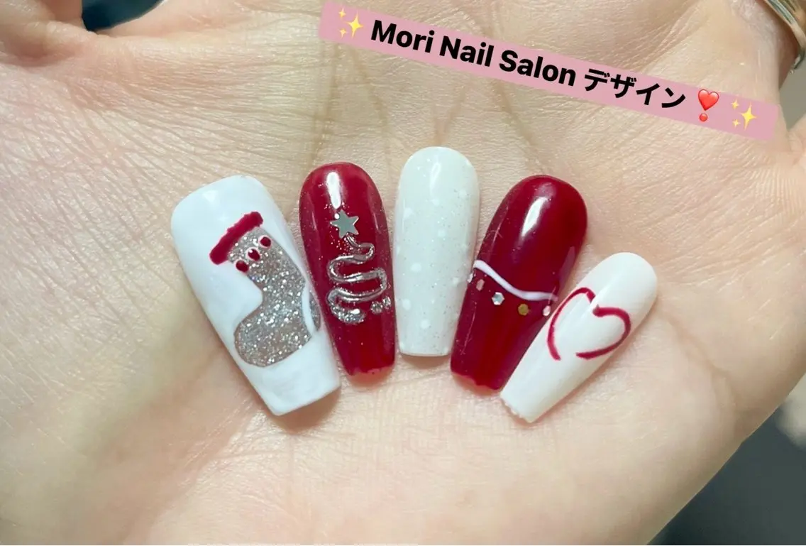 ネイル 冬ネイル クリスマス MORI ネイル SALONのネイルデザイン