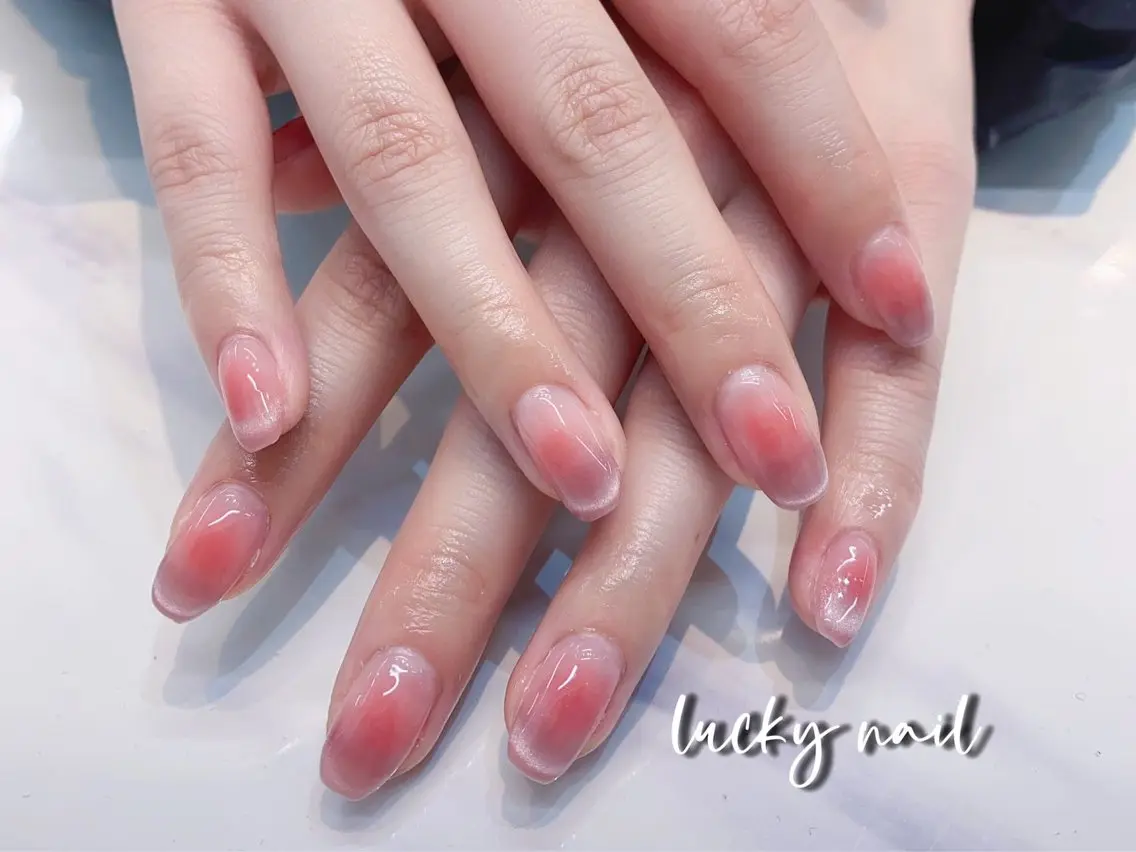ネイル チークネイル 長さ出し ジェルネイル マグネットネイル 持ち込み Lucky nail  小林和希のネイルデザイン