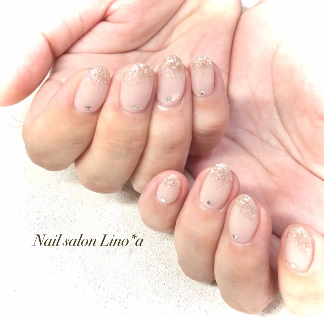 ネイル ゴールド グラデーション ラメ(グリッター) ラメグラデーション マグネットネイル ハンドネイル Nail salon Lino*aのネイルデザイン