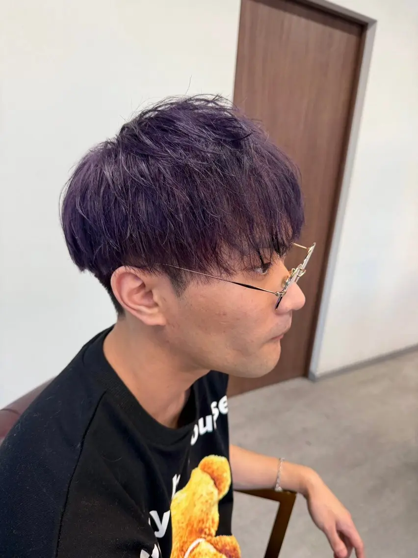 ショート カラー メンズ カット ヘアカラー トリートメント ｼﾉｻﾞｷ ｷﾅのヘアスタイル
