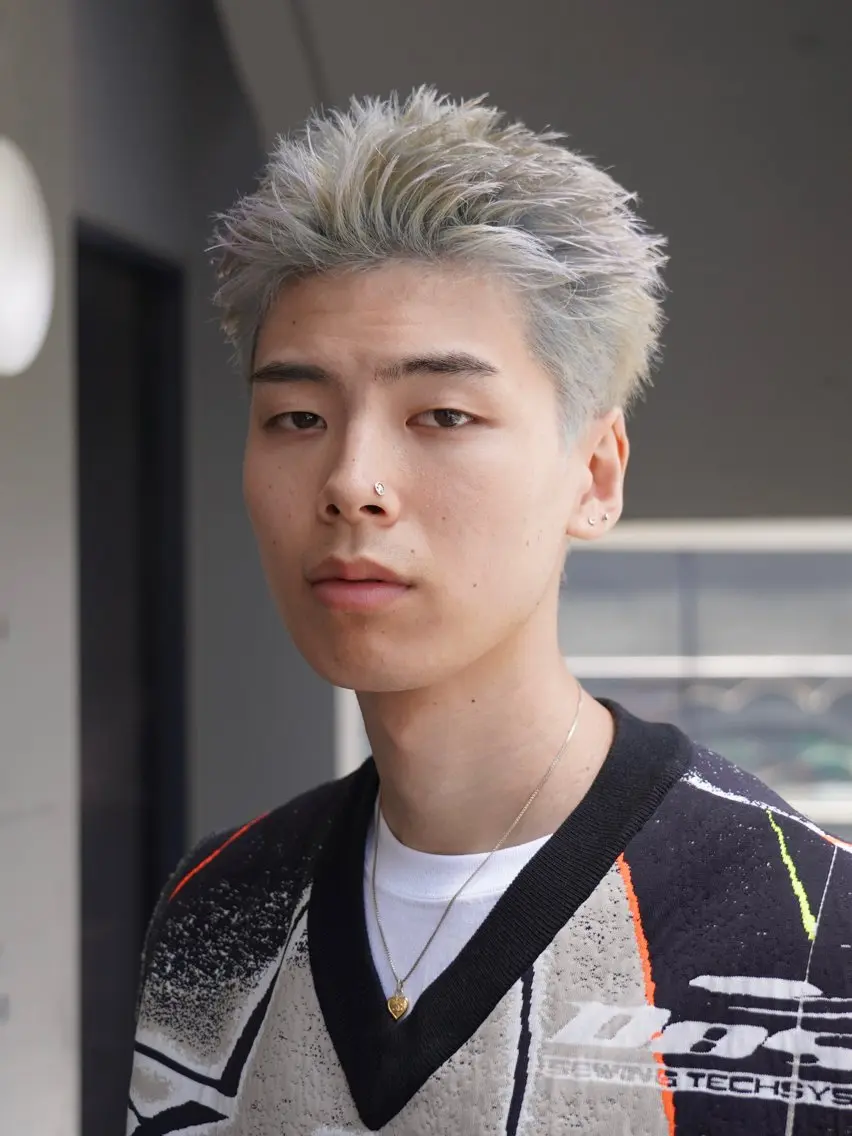 ショート カラー ハイトーンカラー ヘアカラー 八原 良来のヘアスタイル
