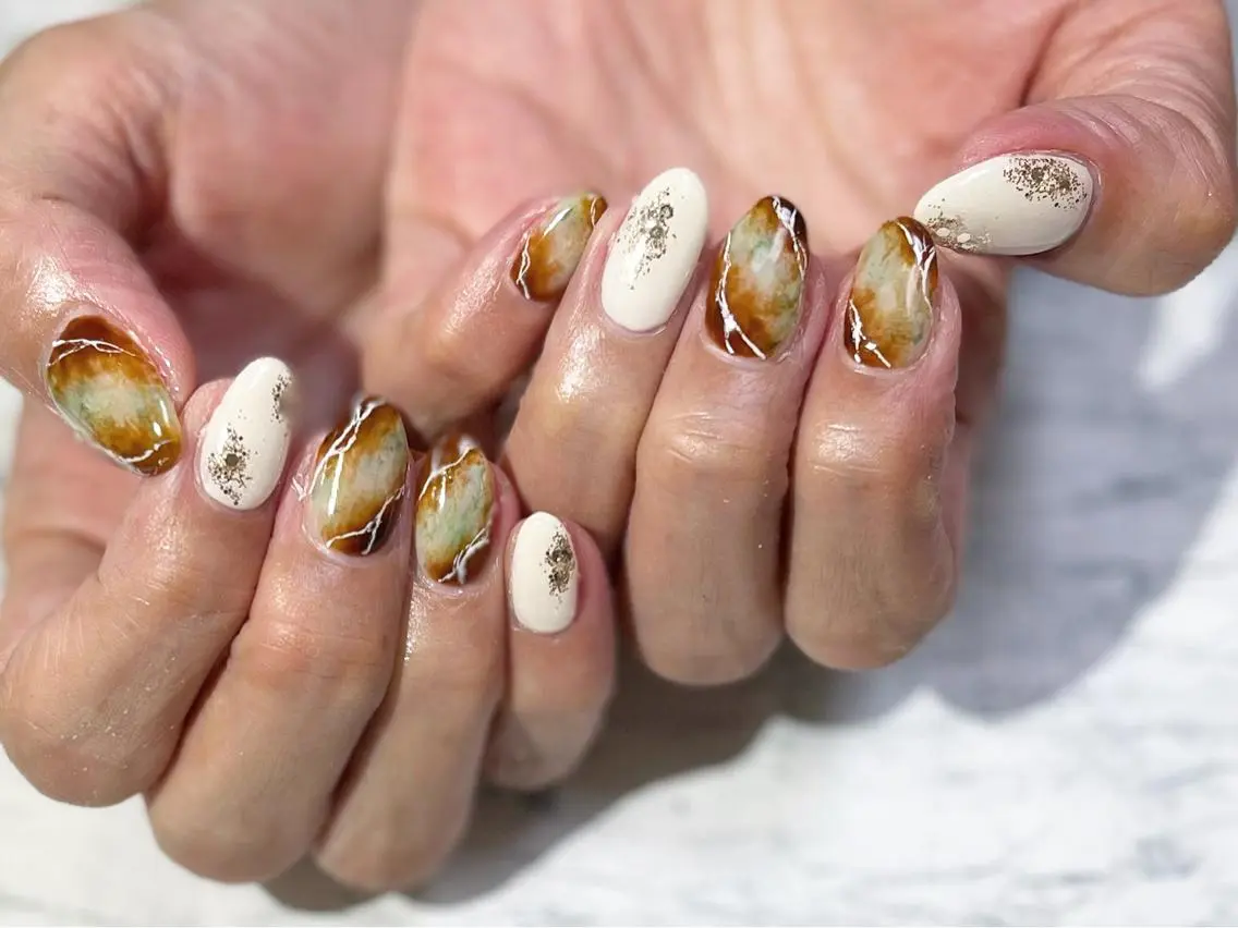 ネイル フットネイル 大理石ネイル(マーブル) ニュアンスネイル シンプルネイル 春ネイル nail fufla ♡yamane♡のネイルデザイン