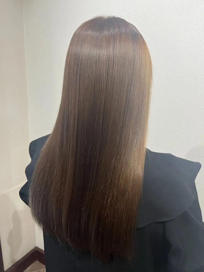 ロング 縮毛矯正 藤又 歩夢のヘアスタイル