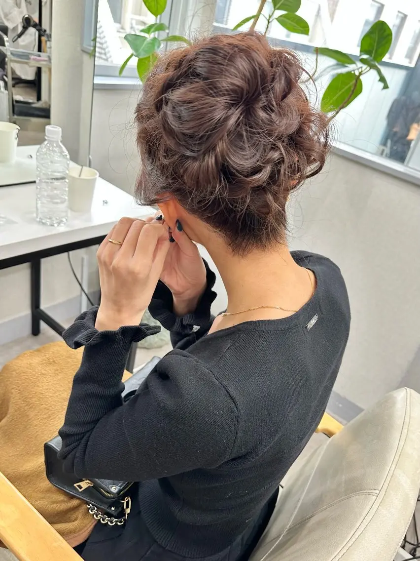 セミロング ヘアアレンジ ヘアセット レイヤーカット🪄 耳ツボ🎀Ayumiのヘアスタイル