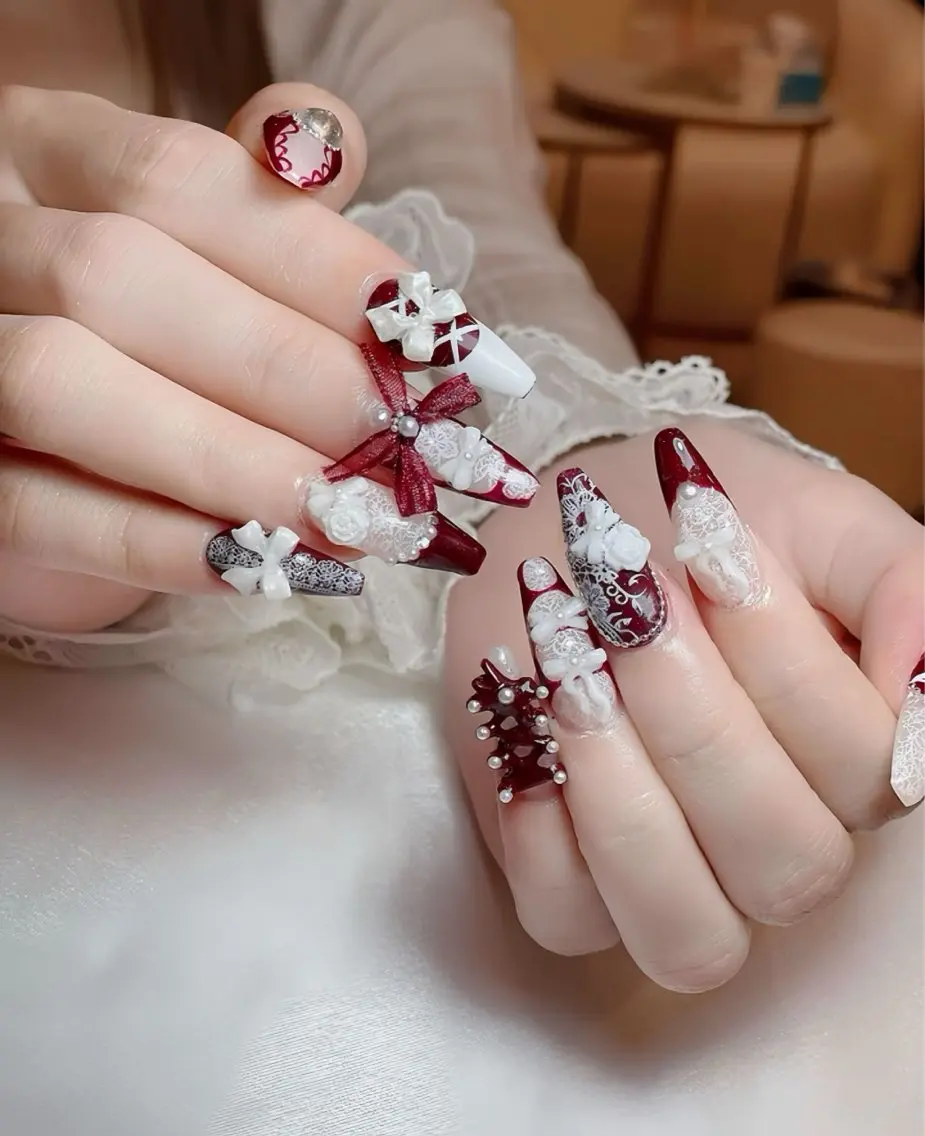 ネイル オーロラネイル チークネイル 桜ネイル クリアネイル ドット ハンドネイル Rin Nail 新大久保店のネイルデザイン