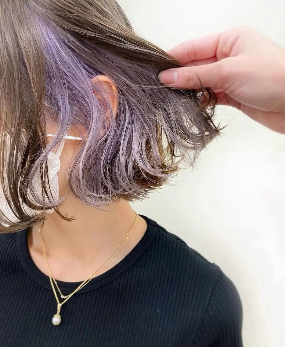 ショート カラー インナーカラー ラベンダーカラー ボブ ご予約はインスタ のみ🌿@n7g10のヘアスタイル