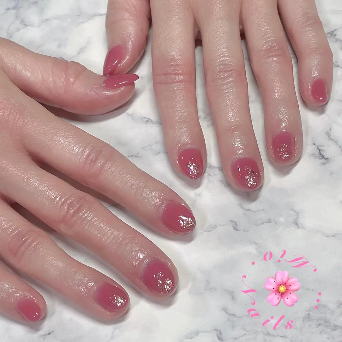 ネイル グラデーション ラメ(グリッター) ラメグラデーション ワンカラーネイル .Nails Mio 赤羽西ネイルサロンのネイルデザイン