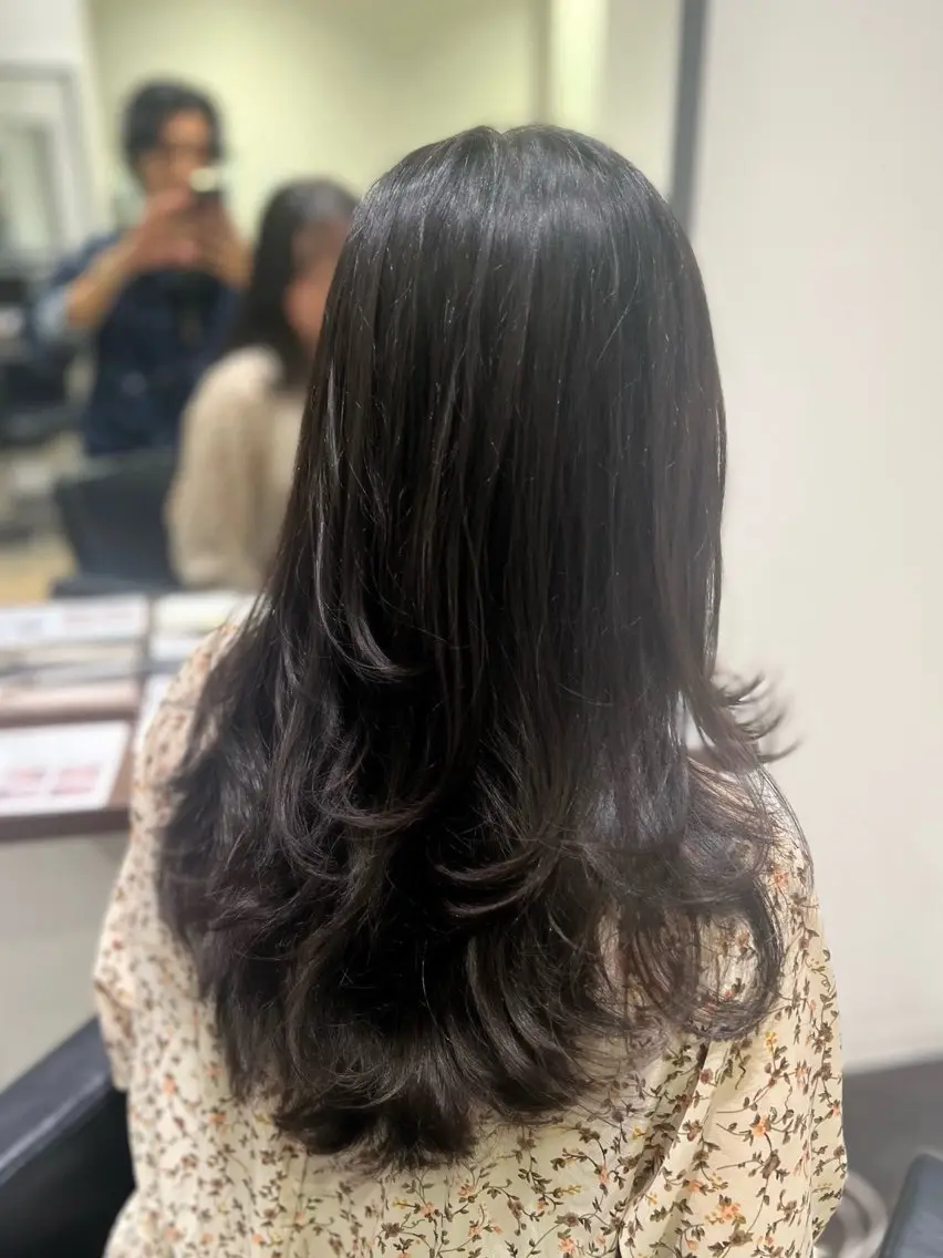ロング レイヤーカット カット トリートメント レイヤーカット 早崎太生のヘアスタイル