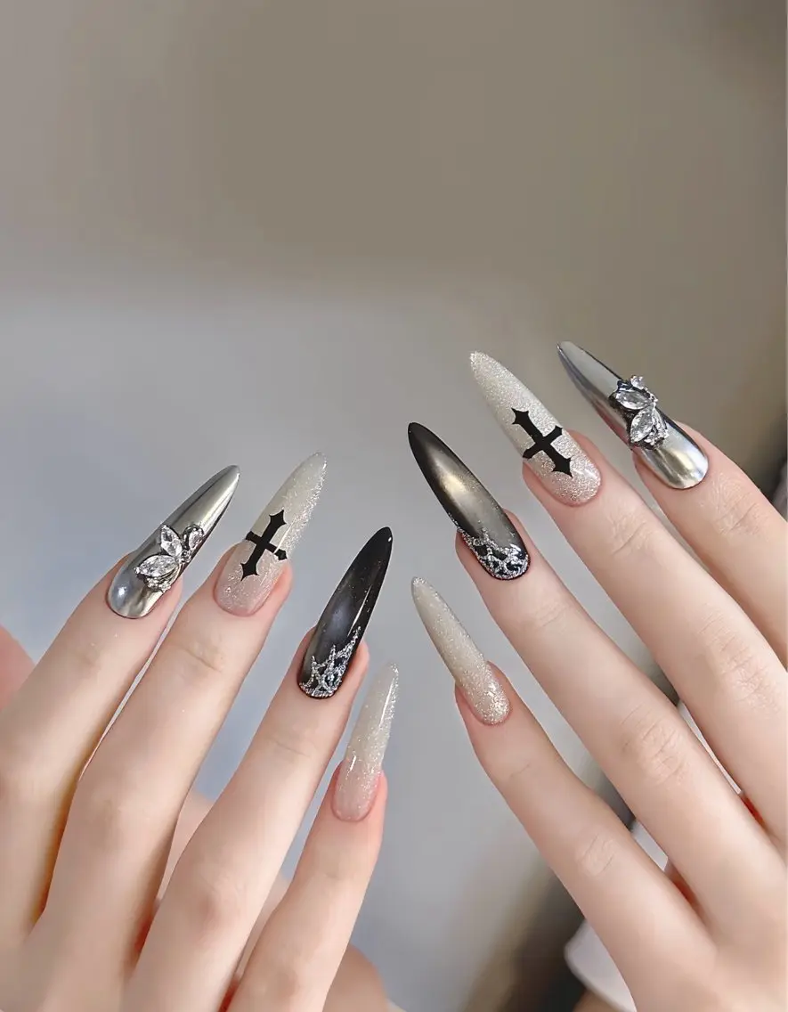 ネイル フレンチネイル キラキラネイル 韓国ネイル シンプルネイル ワンホンネイル ハンドネイル MEI Nailのネイルデザイン