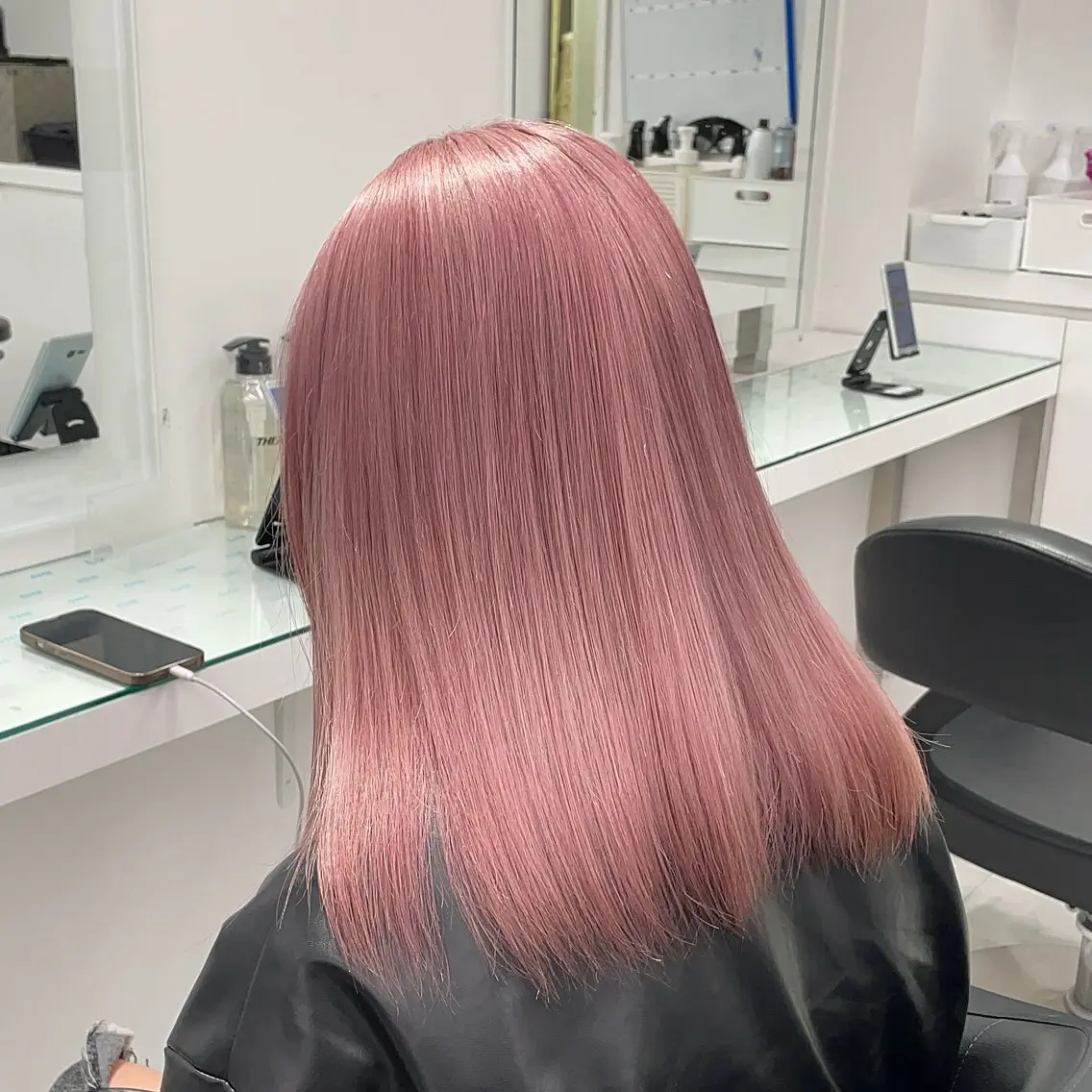ロング カラー ヘアアレンジ ヘアカラー トリートメント ヘッドスパ ヘアセット ウルフカット×ハイ トーン職人🤍ゆうひのヘアスタイル